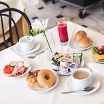 Hotel Raeli Archimede
