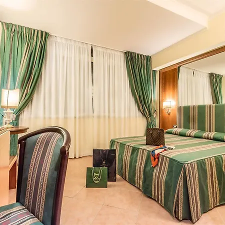 Raeli Archimede Rome