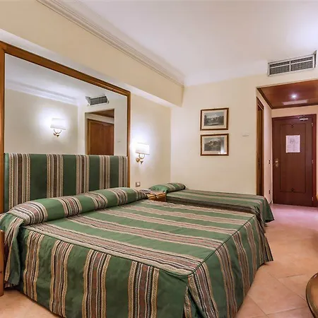 Отель Raeli Archimede