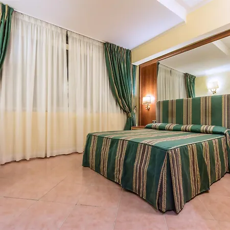 Raeli Archimede روما