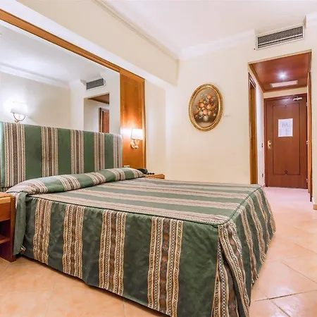 Raeli Archimede Отель 4*
