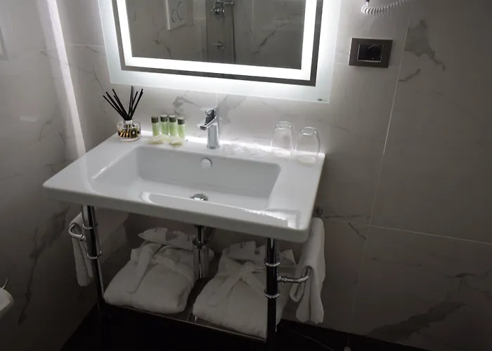 Szálloda Raeli Archimede Róma