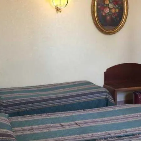 Hotell Raeli Archimede 4*