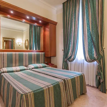 Отель Raeli Archimede