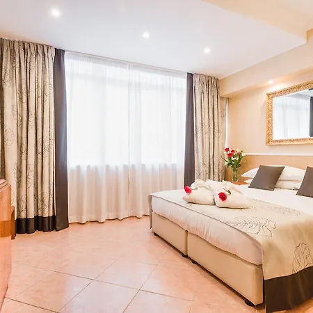 Hotell Raeli Archimede